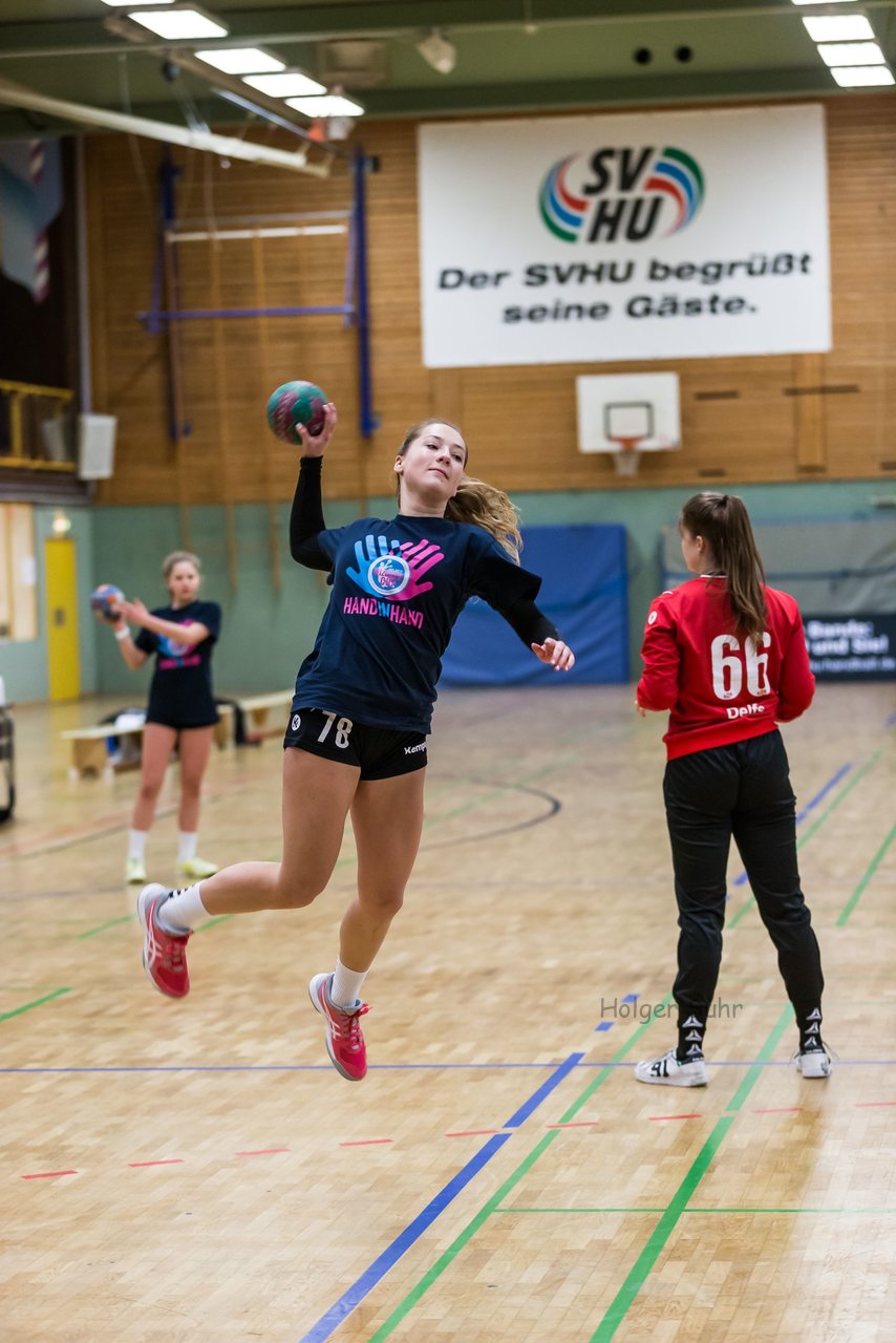 Bild 72 - wBJ SV Henstedt Ulzburg - TSV Altenholz : Ergebnis: 30:13